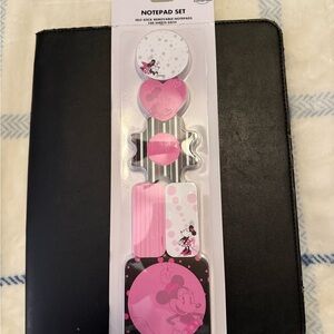 Disney Minnie Mouse Self Stick Notepad Set - Pink and Black